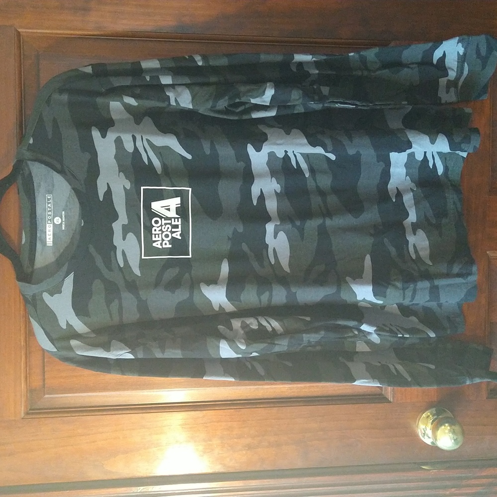 Men’s Aeropostale Camouflage Long Sleeve Tee - Black and Gray XL